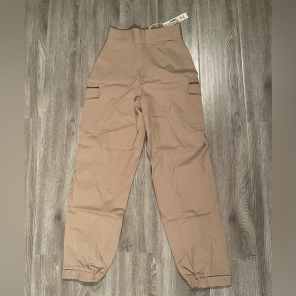 Meshki ziporra stone-tan cargo pants with zipper pockets and elastic ankles - Picture 3 of 7